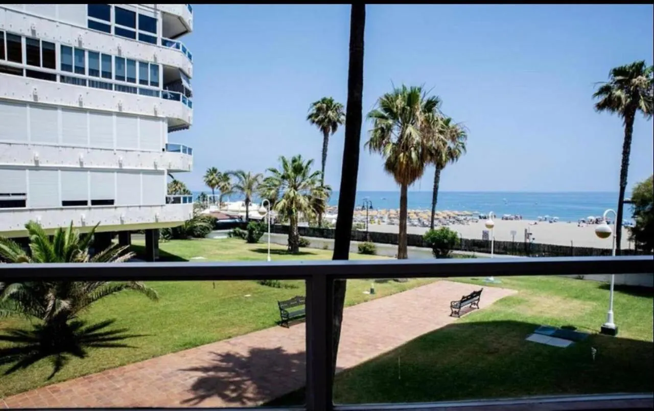 Pez Espada 1ª Linea Playa Y Parking Incluido Torremolinos Apartment