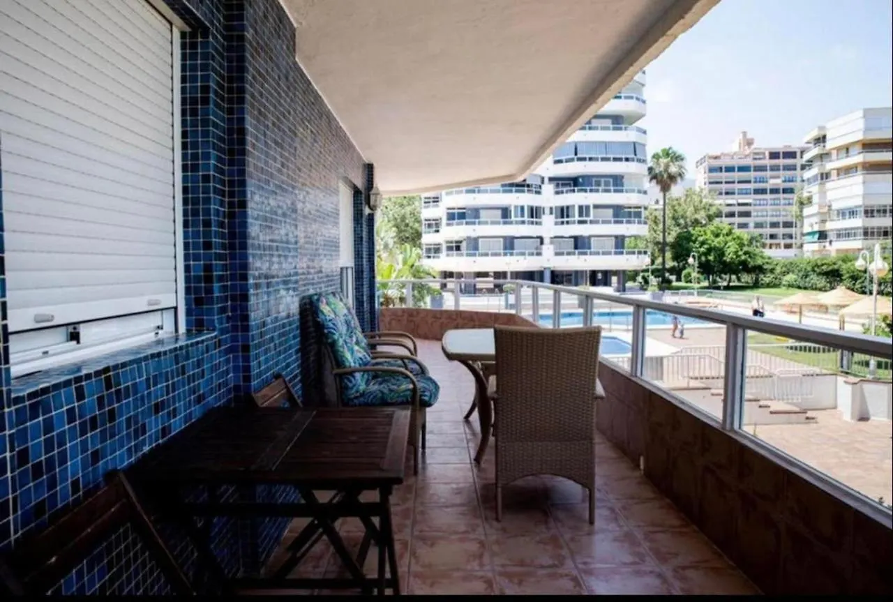 Pez Espada 1ª Linea Playa Y Parking Incluido Torremolinos Apartment